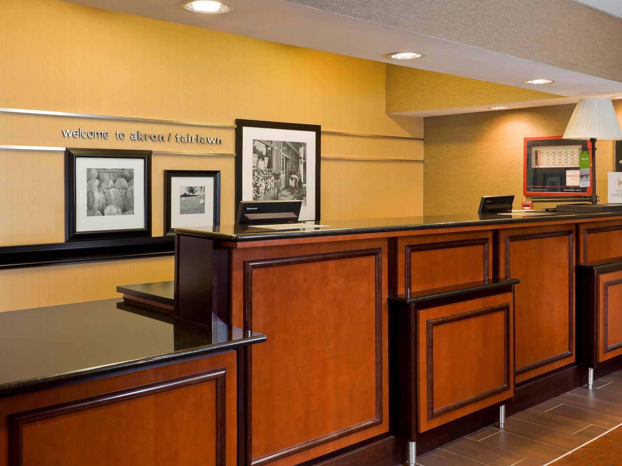 Hampton Inn Akron-Fairlawn Montrose Eksteriør billede