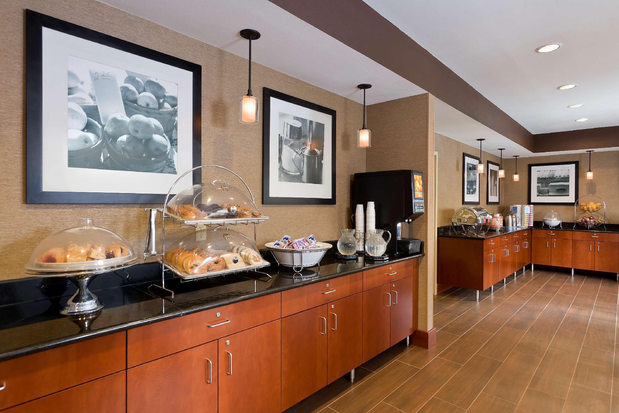 Hampton Inn Akron-Fairlawn Montrose Restaurant billede