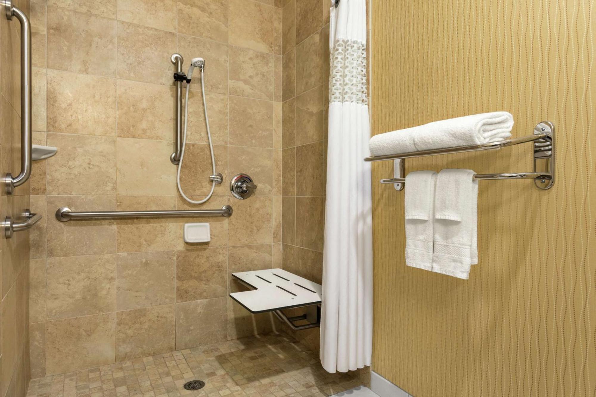 Hampton Inn Akron-Fairlawn Montrose Eksteriør billede