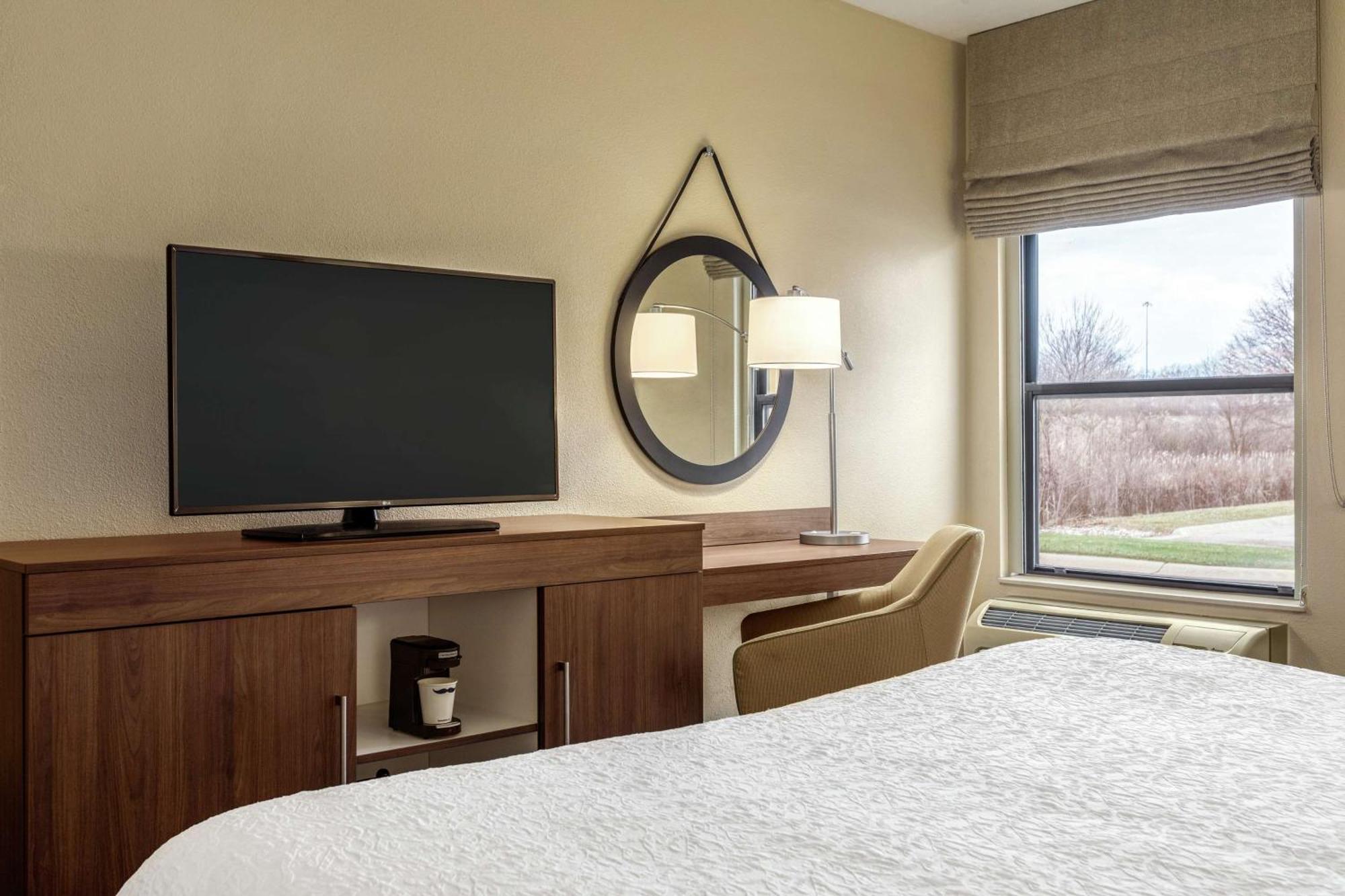 Hampton Inn Akron-Fairlawn Montrose Eksteriør billede