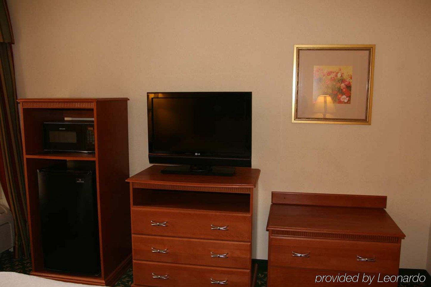 Hampton Inn Akron-Fairlawn Montrose Værelse billede